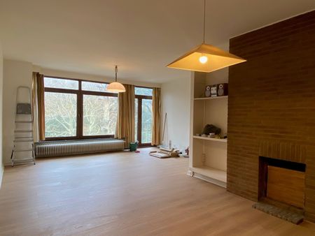 Residentieel gelegen één slaapkamer appartement langsheen het Citadelpark op wandelafstand van het Sint-Pietersstation. - Foto 2