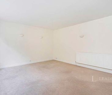 Sunnywood Drive, Haywards Heath, RH16 - Photo 1