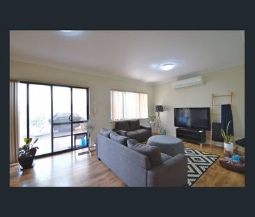 STUNNING 3 BEDROOM FAMILY HOME - Photo 1