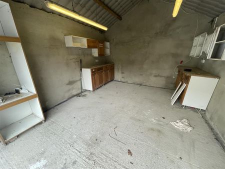 4 Riverdale Park East, Andersonstown, - Photo 3