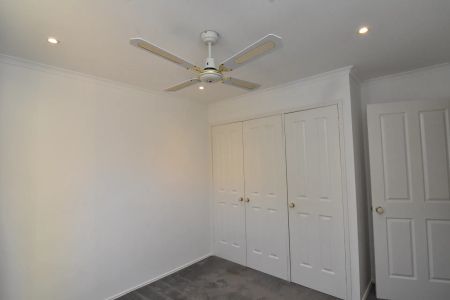 12/40 Sid Barnes Crescent, - Photo 2