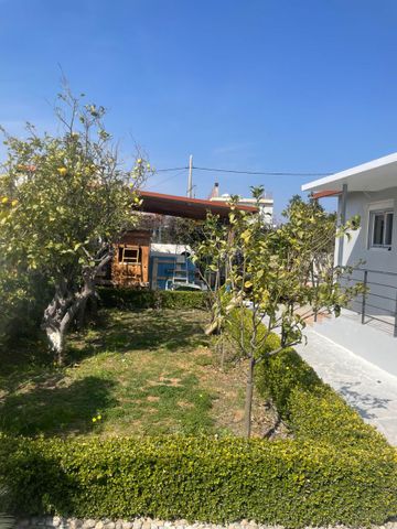 Μονοκατοικία για ενοικίαση - Καλύβια Θορικού, - Photo 3