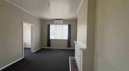 Good house on Harris - Photo 4