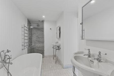 6/6 Rockwall Cres, Potts Point NSW 2011 - House For Rent | Domain - Photo 5