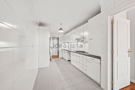 Apartamento em Laranjeiras, São Domingos de Benfica - Photo 2