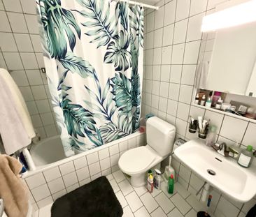 Appartement de 2 pièces avec grand balcon et ascenseur! - Foto 5