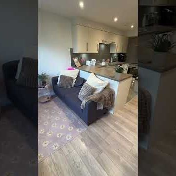 2 Bed Flat, Headingley Lane, LS6 - Photo 1