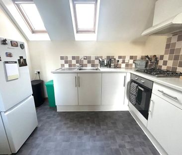 2 bedroom apartment to rent - Photo 6