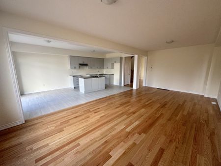 For Lease - 4 Gilham Way, Brant, Ontario - Photo 2