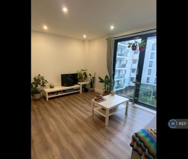 1 bedroom flat to rent - Photo 2