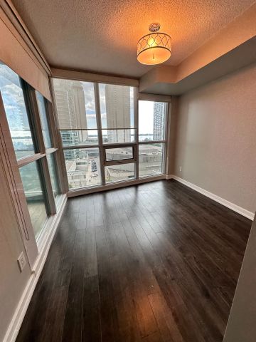 For Lease - 18 Harbour Street Unit# 1009, Toronto, Ontario - Photo 2