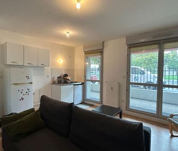 Appartement 1 pièces 29m2 REIMS 430 euros - Photo 2