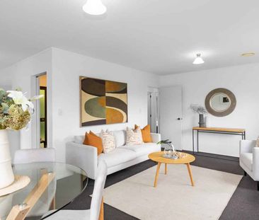 Te Atatu South - Two bedroom house - Photo 1