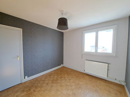 Location Maison 4 pièces 83m² ST ANDRE LES VERGERS 10120 - Photo 5