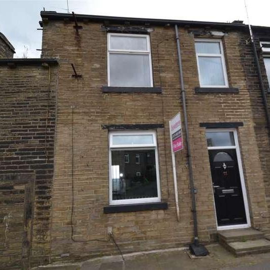 Roper Lane, Queensbury, Bradford, BD13 - Photo 1