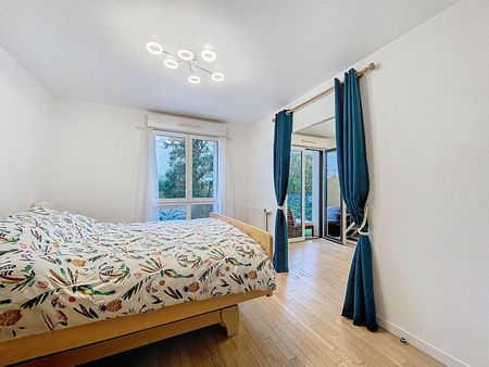 Location appartement 4 pièces, 76.15m², Saint-Germain-en-Laye - Photo 4