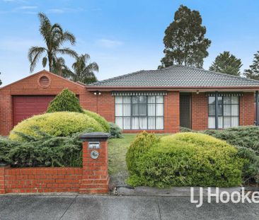 FAMILY HOME IN QUIET COURT LOCATION!! - Photo 1