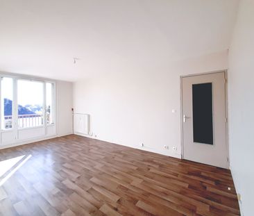 Type 5 refait à neuf – séjour lumineux avec balcon - Photo 3