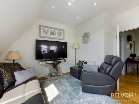 2 bedroom penthouse to rent - Photo 1