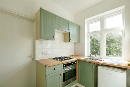 St Margarets Terrace, St. Leonards-On-Sea - Photo 2