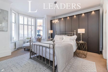 1 bedroom apartment to rent High Street, Leatherhead, KT22 - Photo 5