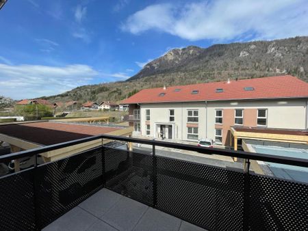 Location Appartement 2 pièces 44m² MARIGNIER 74970 - Photo 4