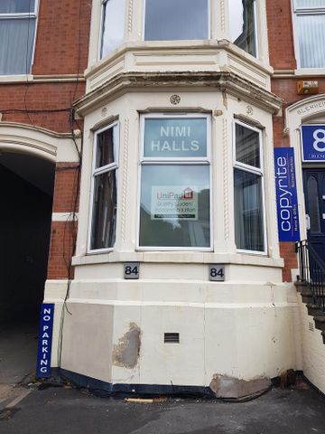 6 bedroom flat to rent - Photo 4