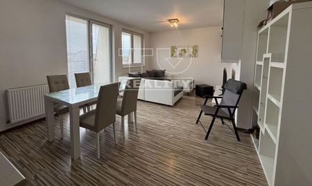 NA PRENÁJOM 2 IZBOVÝ BYT 40m2 S BALKÓNOM, DEŽERICE - Photo 3