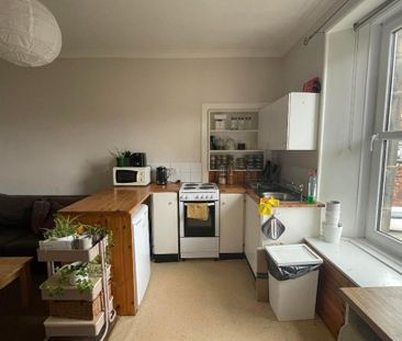 1 bed flat for rent in West End - Photo 4