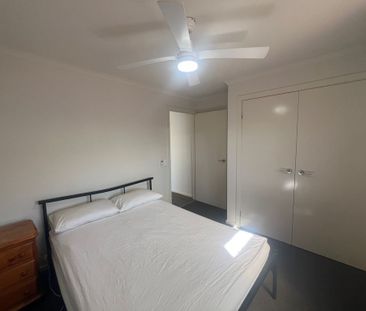 Fully Furnished in Kialla! - Photo 5