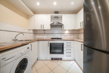 Masons Hill, Bromley, Kent, BR2 - Photo 3