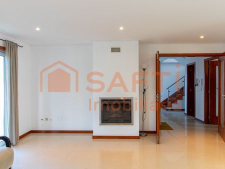 Moradia T4 em Lisboa - Photo 2