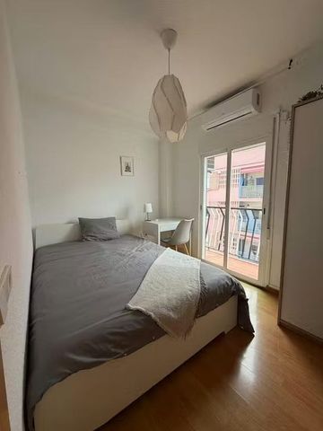 Carrer de Carrícola, Valencia, Valencian Community 46017 - Photo 3