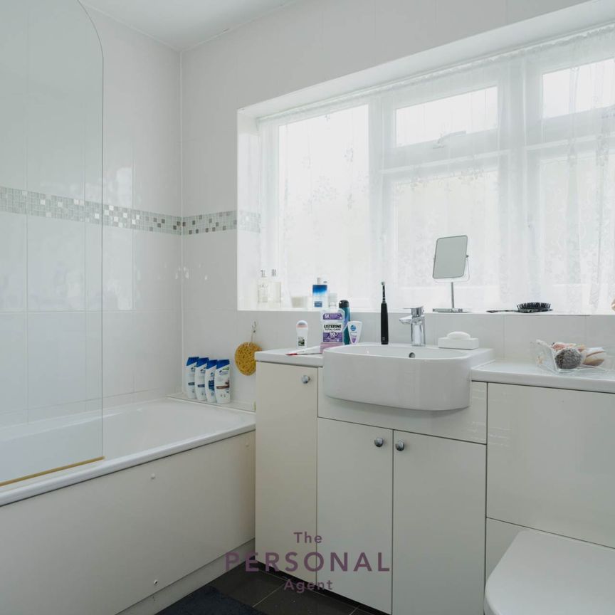 Meadow Court, Epsom - Photo 1