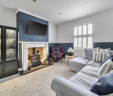 3 bedroom terraced house to rent - Photo 2