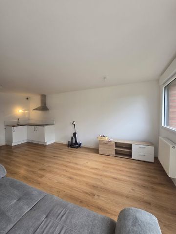 Location Appartement 3 pièces 69m² ARRAS 62000 - Photo 2