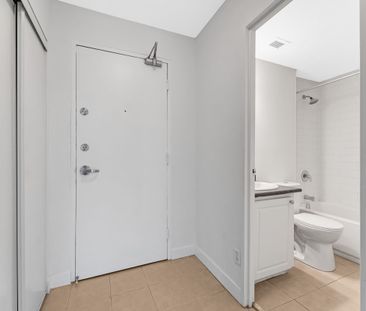 145 York St - Photo 1