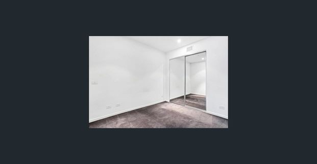 Modern One-Bedroom Apartment in the Heart of South Yarra - Photo 1