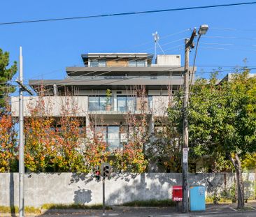 Spacious light filled courtyard! - Photo 5