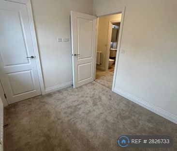 4 bedroom detached house to rent - Photo 1