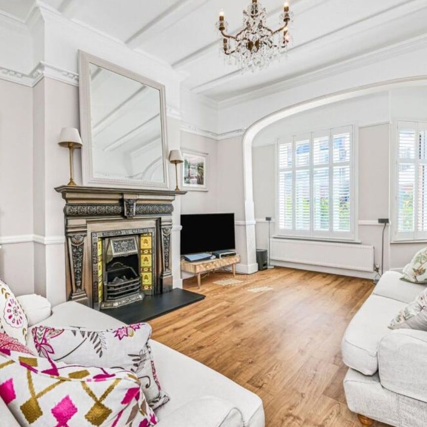 Room in a Shared House, Ribblesdale Road, SW16 - Photo 1