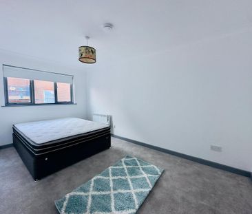 2 bedroom apartment to rent - Photo 3