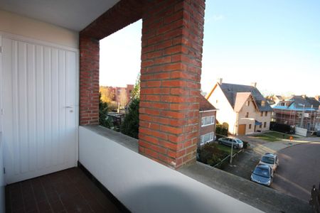 Totaal gerenoveerd appartement met uitzonderlijke ligging in Brasschaat centrum - Photo 2