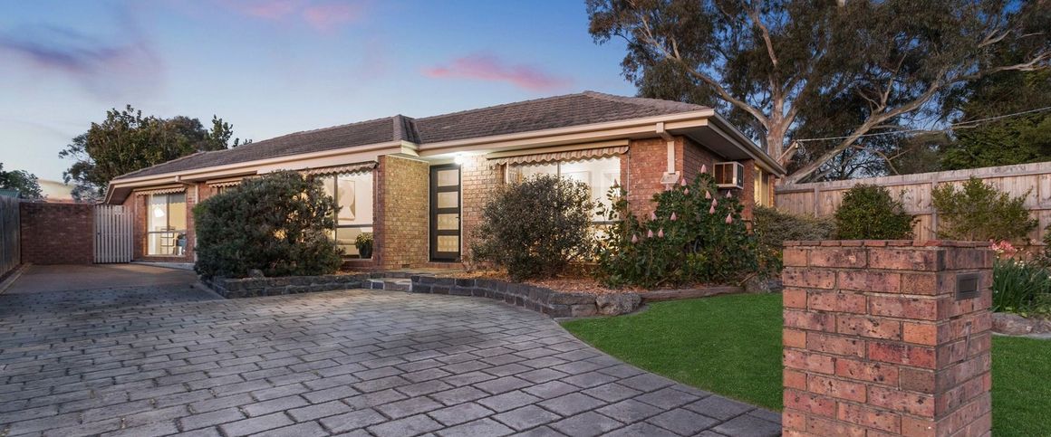 Stylish & Spacious Family Home - Photo 1