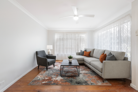 Three bedroom home moments from the beach - Photo 5