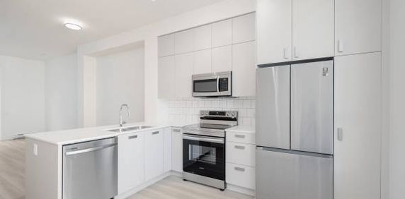 2 Bed 2 Bath Townhouse in Abbotsford - Photo 2