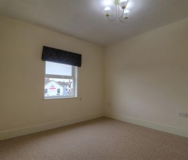 2 BED Apartment To rent - Photo 4