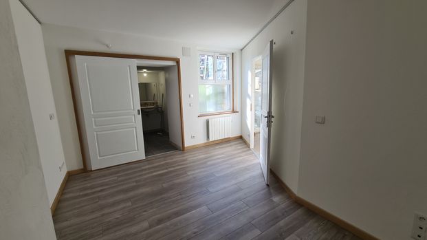 Location Appartement 2 pièces 43m² BRIVE LA GAILLARDE 19100 - Photo 1
