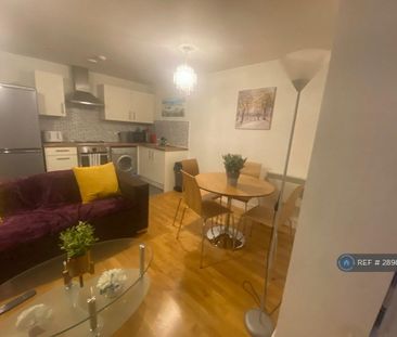 1 bedroom flat to rent - Photo 6