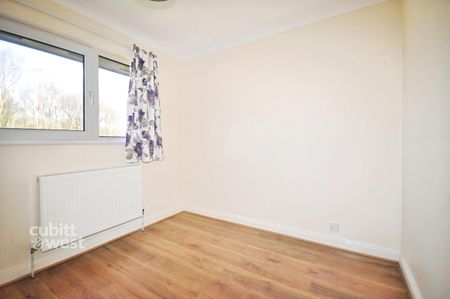 4 bedroom detached house to rent - Photo 5